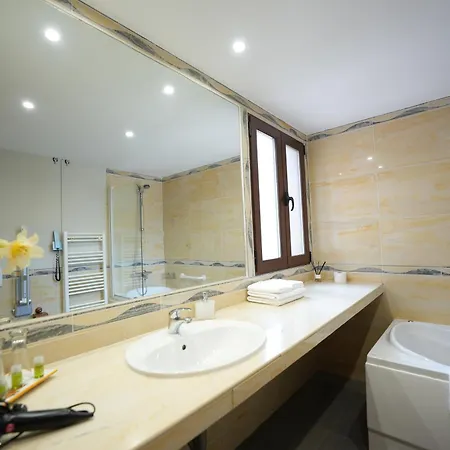 Hotel Rural Y Restaurante, Rinconcito De Gredos