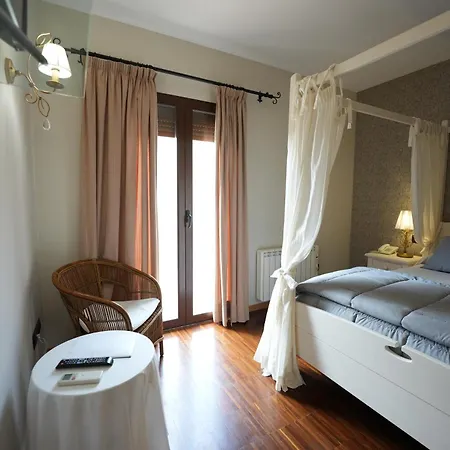 Hotel Rural Y Restaurante, Rinconcito De Gredos