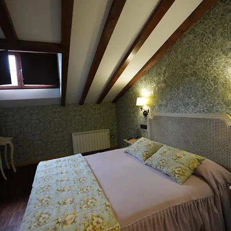 Rural Y Restaurante, Rinconcito De Gredos Hotel *