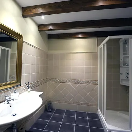 Hotel Rural Y Restaurante, Rinconcito De Gredos Cuevas Del Valle