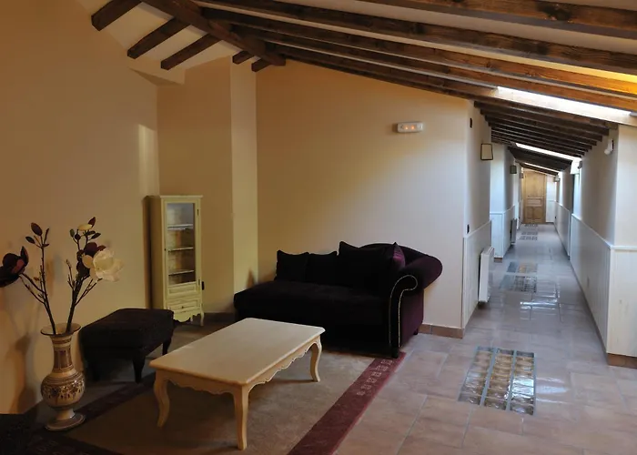 Rural Y Restaurante, Rinconcito De Gredos Otel