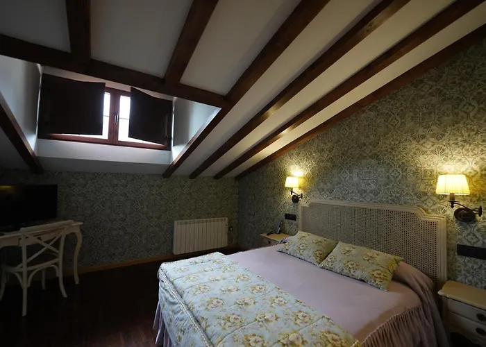 Rural Y Restaurante, Rinconcito De Gredos Otel