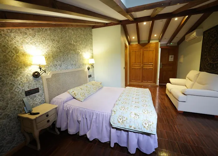 Rural Y Restaurante, Rinconcito De Gredos * Cuevas Del Valle