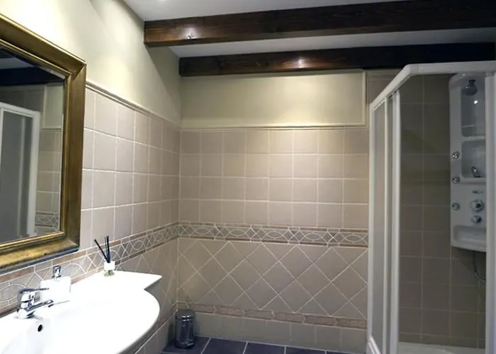 Otel Rural Y Restaurante, Rinconcito De Gredos Cuevas Del Valle