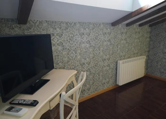 Rural Y Restaurante, Rinconcito De Gredos Otel Cuevas Del Valle