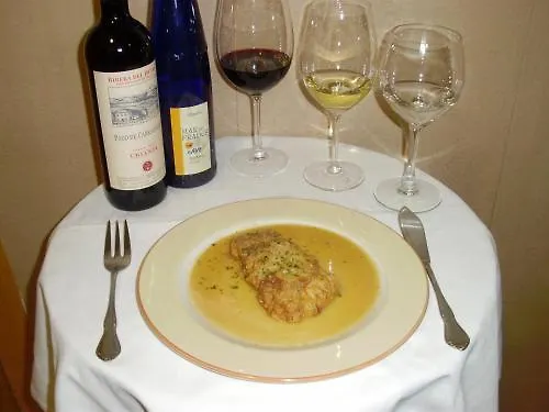 Rural Y Restaurante, Rinconcito De Gredos Otel